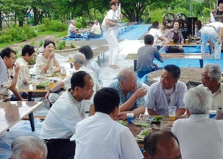 ポッポの里公園でのふれあい生ビール大会